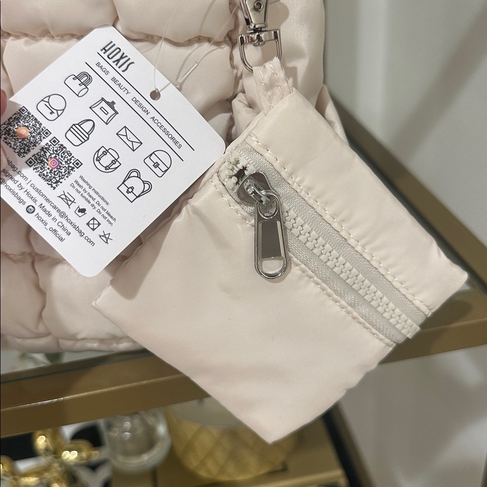 Puffer Quilted Shoulder Bag - Picture 10 of 14